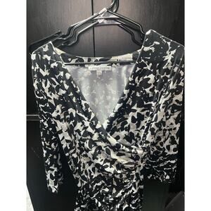 Larry Levine Black & White Abstract Print Ruched Top
